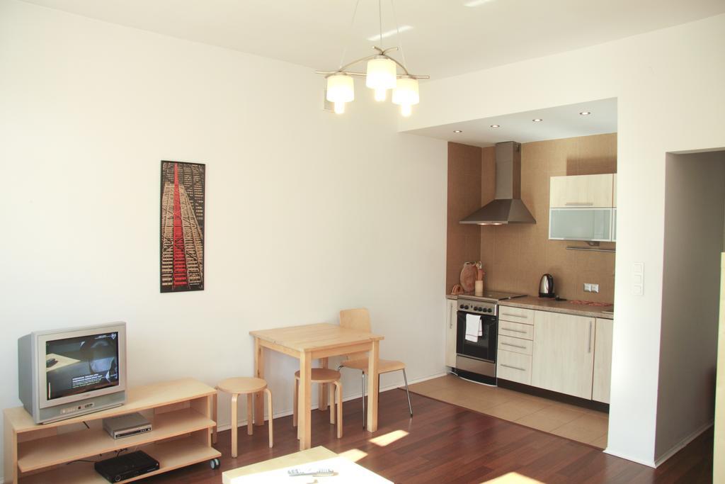 Apartament 4You Zurawia ורשה מראה חיצוני תמונה